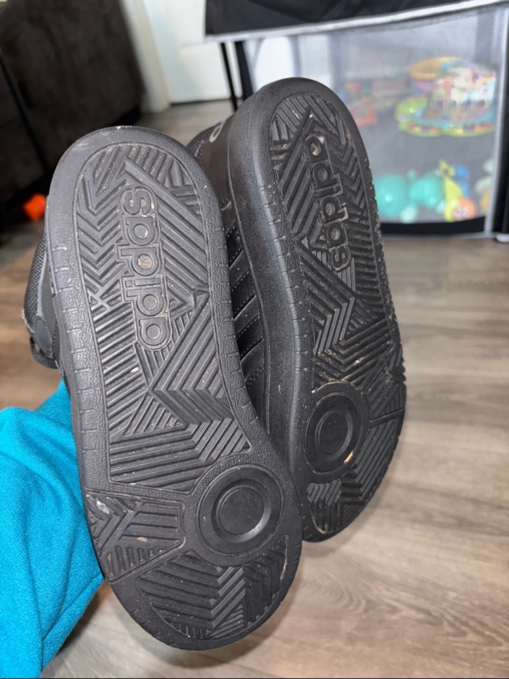 adidas Black Lace-Up High-Top Sneakers BOYS 3.5 - Picture 4 of 5